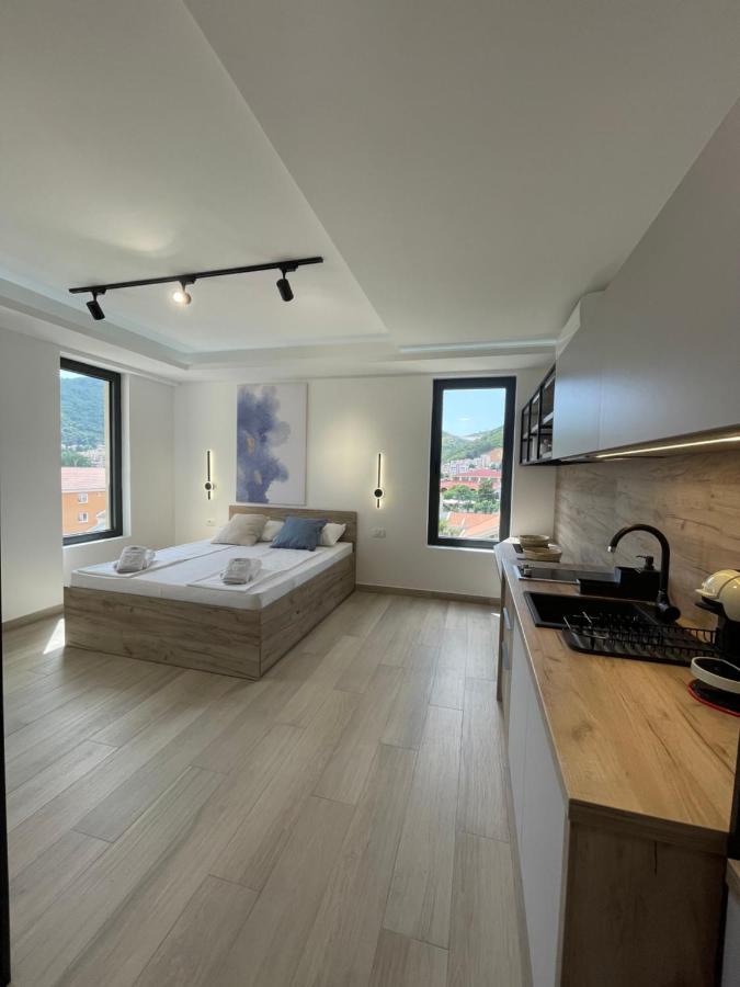 Dora Family Apartments Budva Exteriör bild