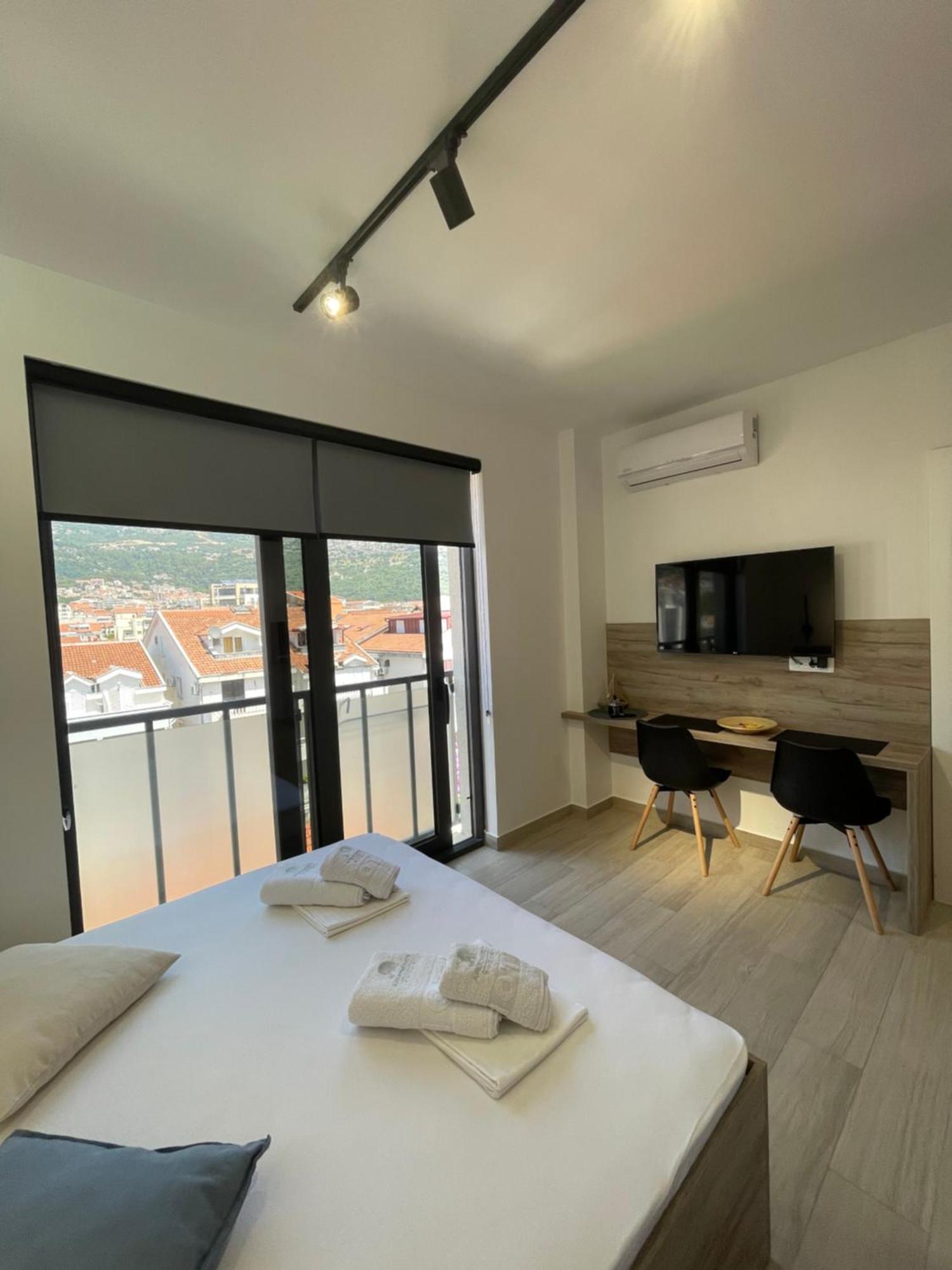 Dora Family Apartments Budva Exteriör bild